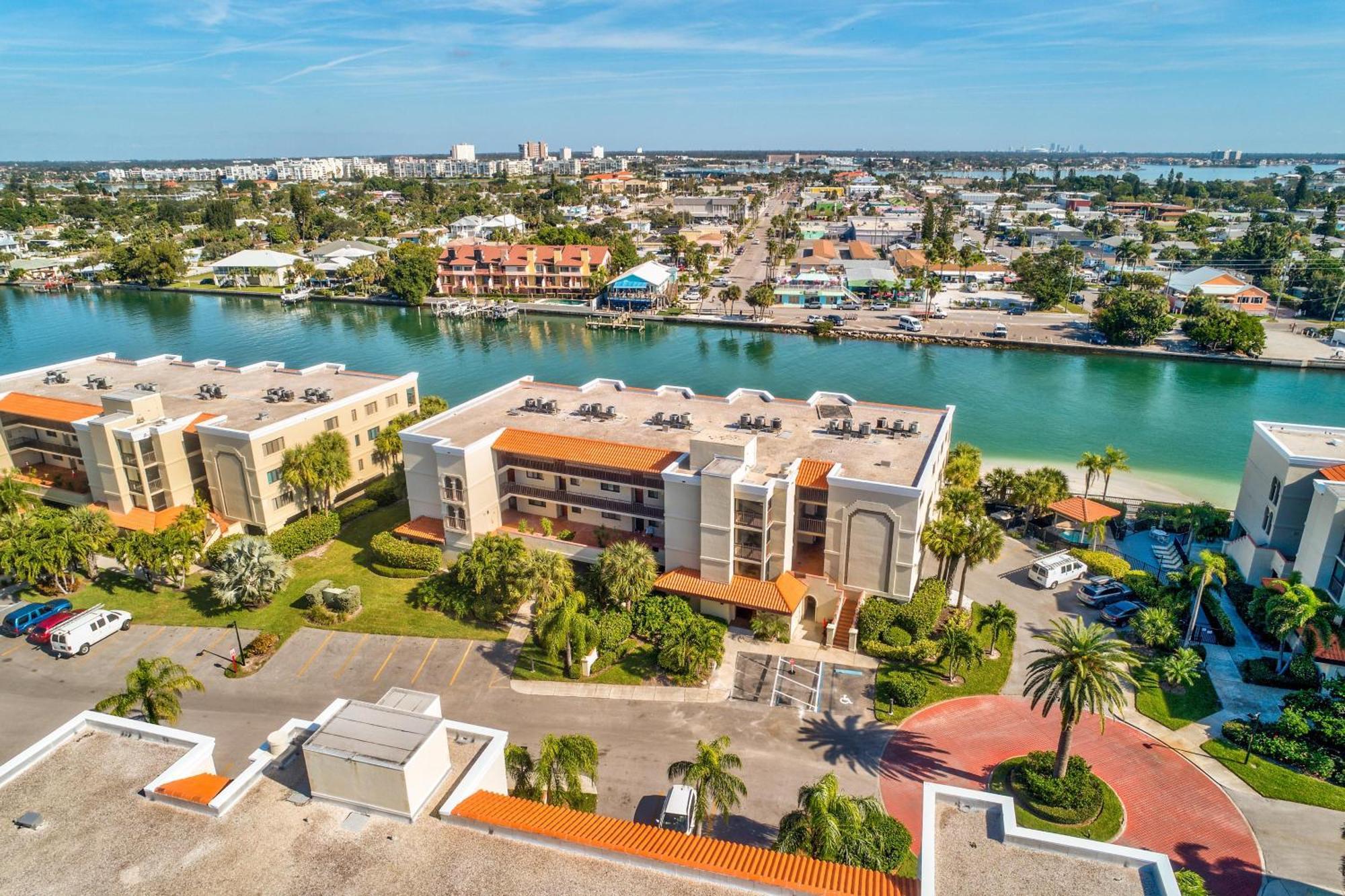 Land'S End 3-403 Bay Front - Premier Villa St. Pete Beach Exterior photo