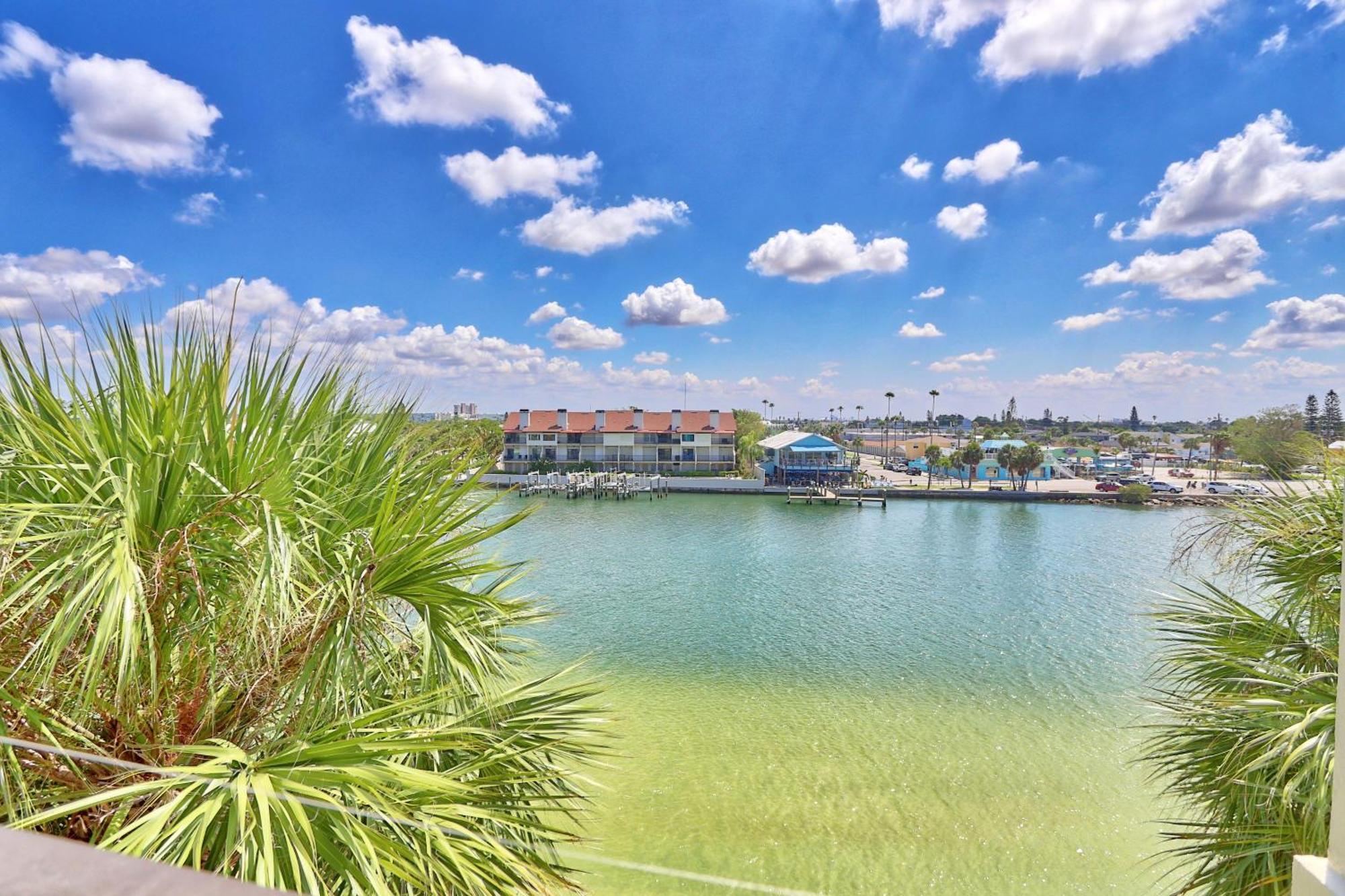 Land'S End 3-403 Bay Front - Premier Villa St. Pete Beach Exterior photo