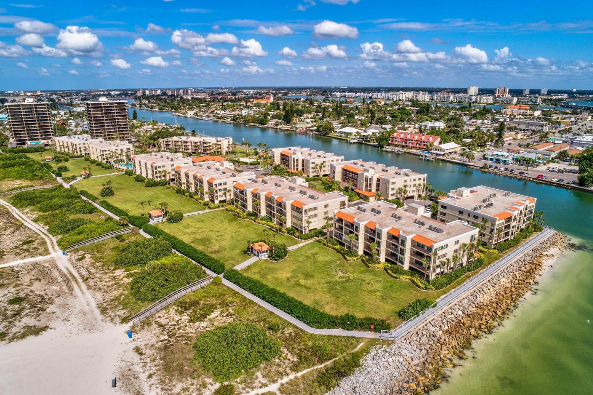 Land'S End 3-403 Bay Front - Premier Villa St. Pete Beach Exterior photo